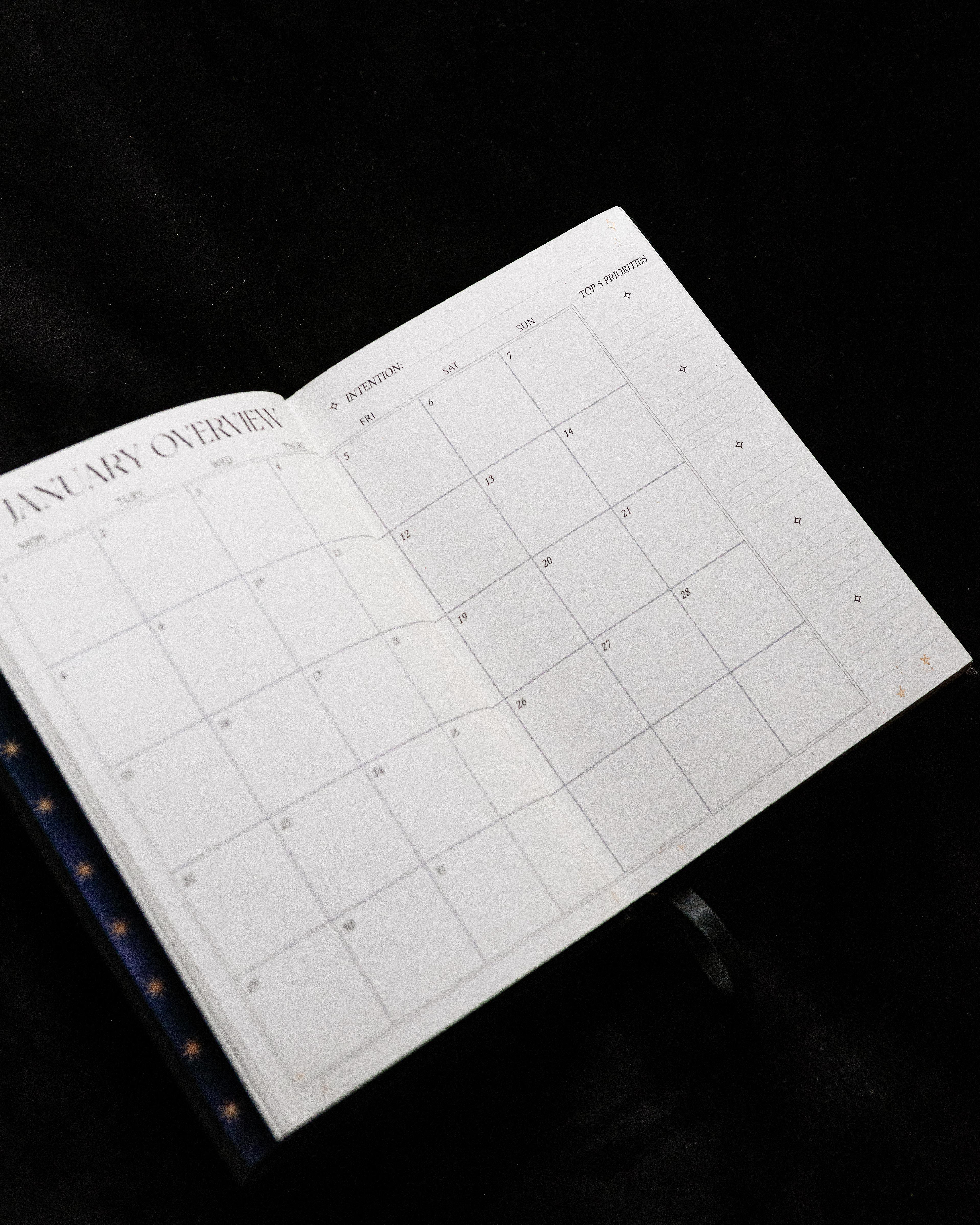DREAMY MOONS 2024 DAILY PLANNER MIDNIGHT BLUE