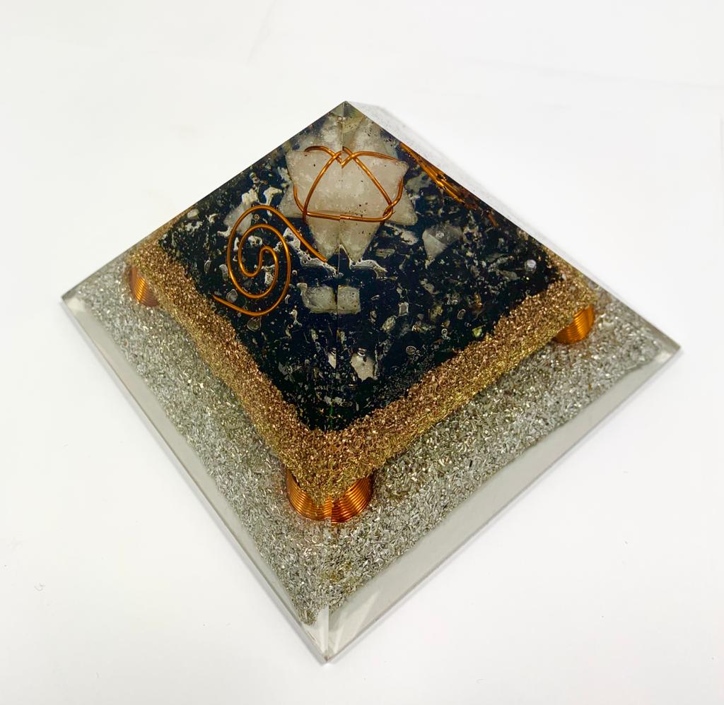 Black Tourmaline Orgonite Merkaba Pyramid