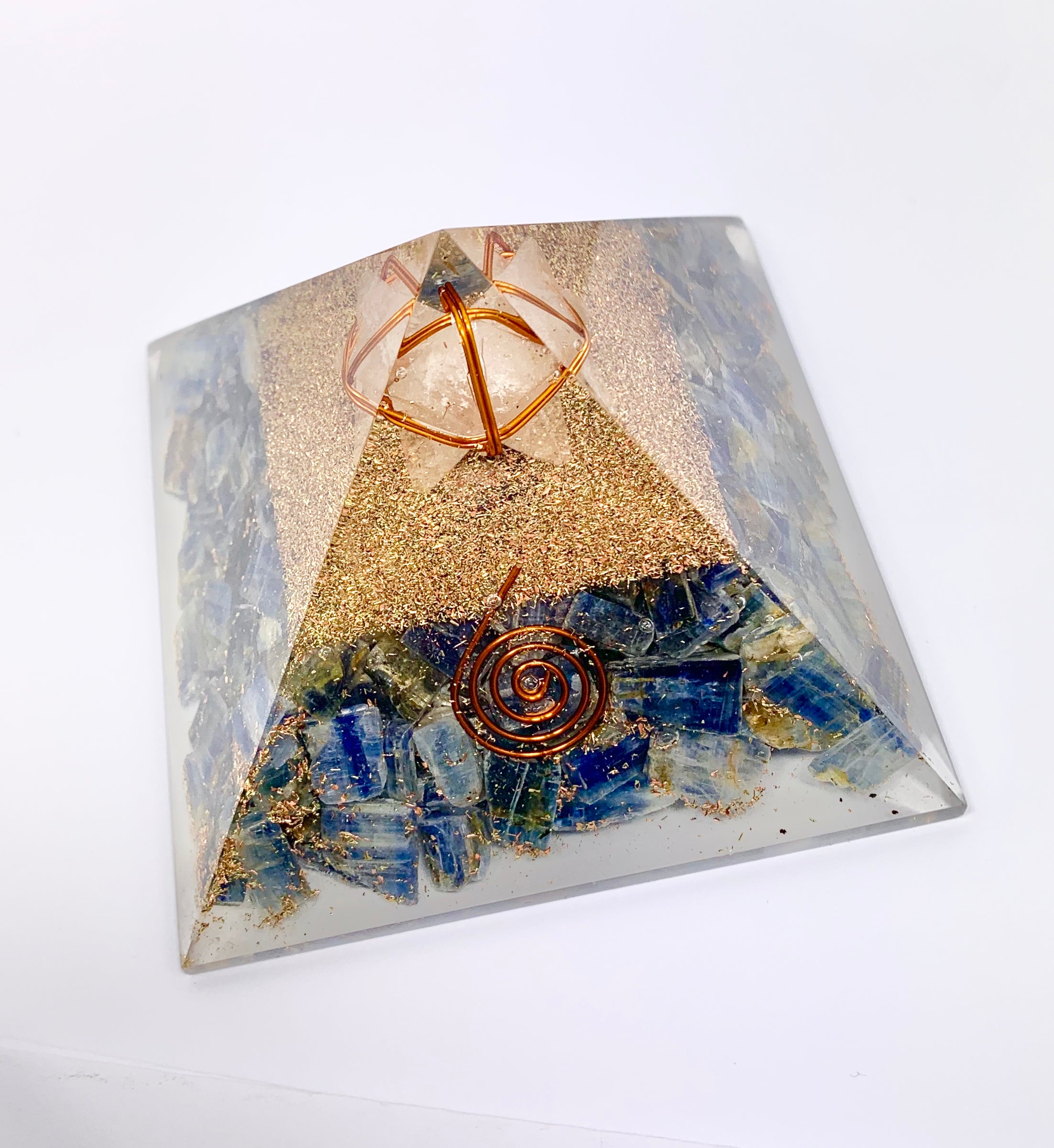 Kyanite Merkabah Orgonite Pyramid