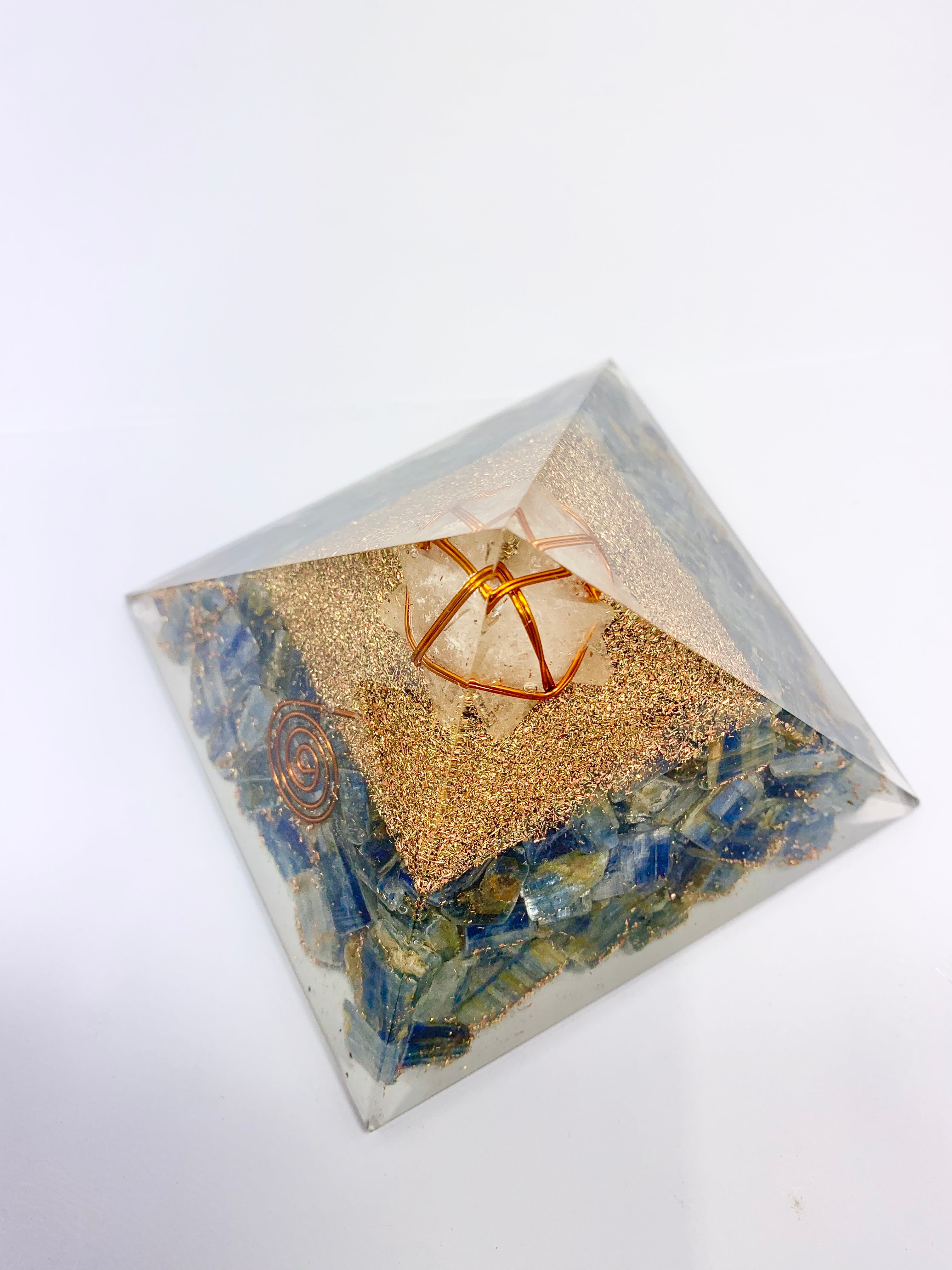 Kyanite Merkabah Orgonite Pyramid