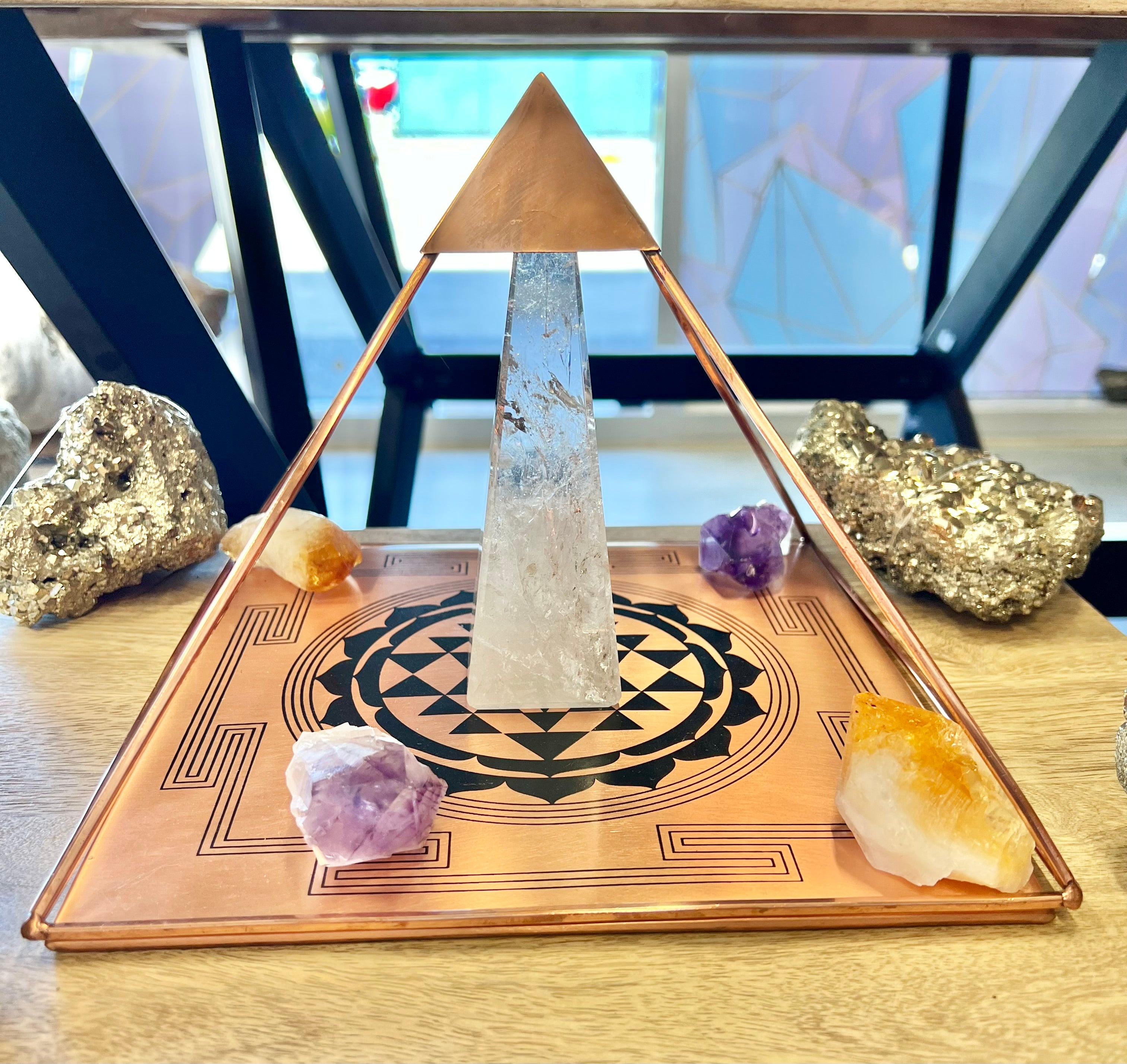 Copper Pyramid 22 cm